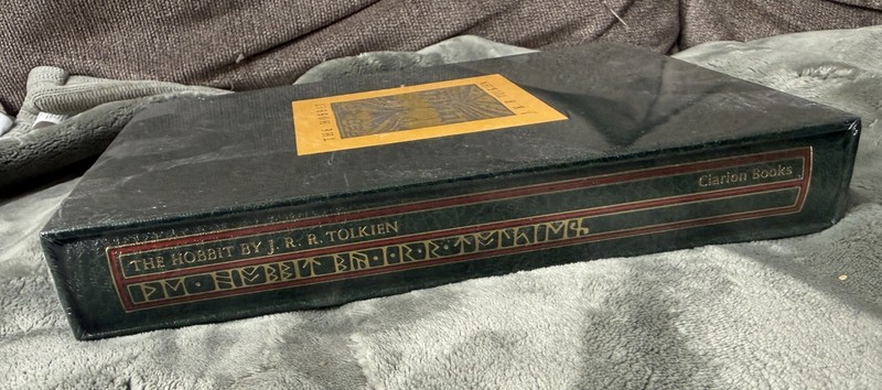 THE HOBBIT Deluxe Collector's Edition J. R. R. Tolkien Slipcase Box Set SEALED gallery
