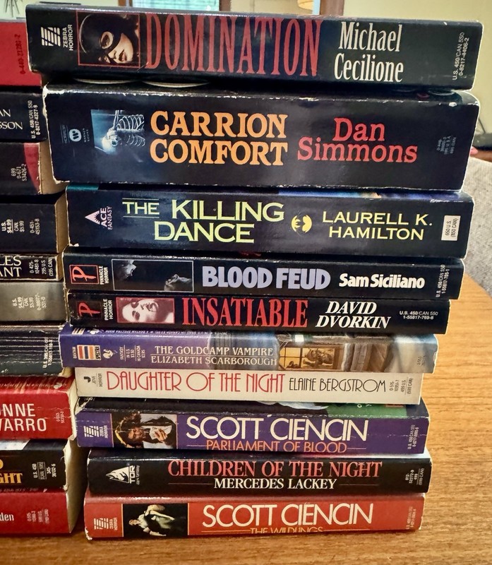 VAMPIRE Dracula PAPERBACK Book LOT Horror PN ELROD Les Daniels DAN SIMMONS++ gallery