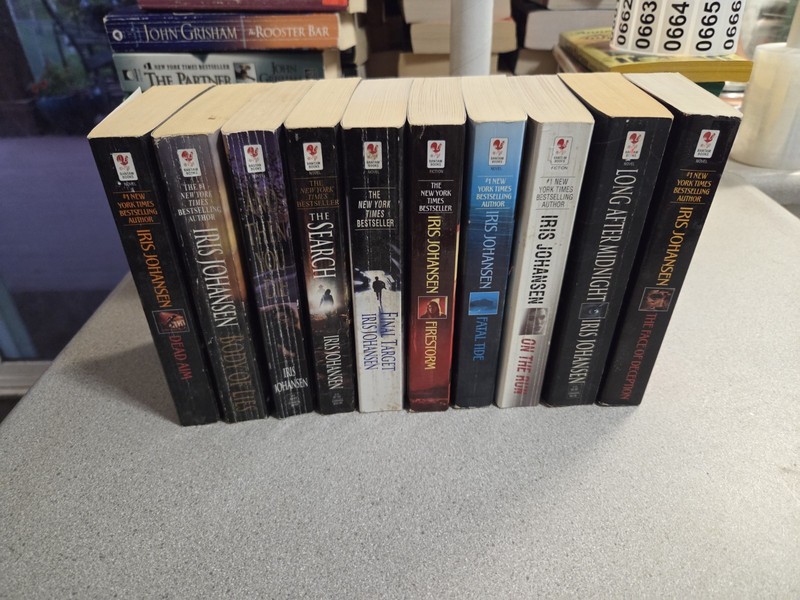 Iris Johansen Lot Of 10 Books Paperback. Mystery Suspense Thriller